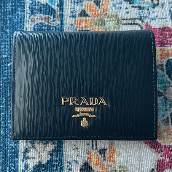 Prada Vitello Wallet - Picture 2 of 8